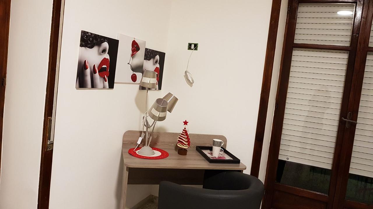 B & B Leti Battipaglia Eksteriør billede