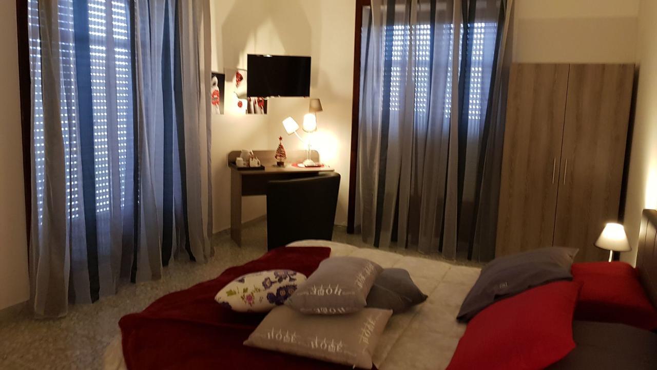 B & B Leti Battipaglia Eksteriør billede