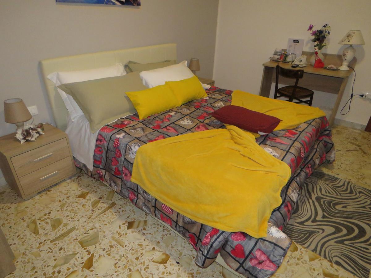 B & B Leti Battipaglia Eksteriør billede