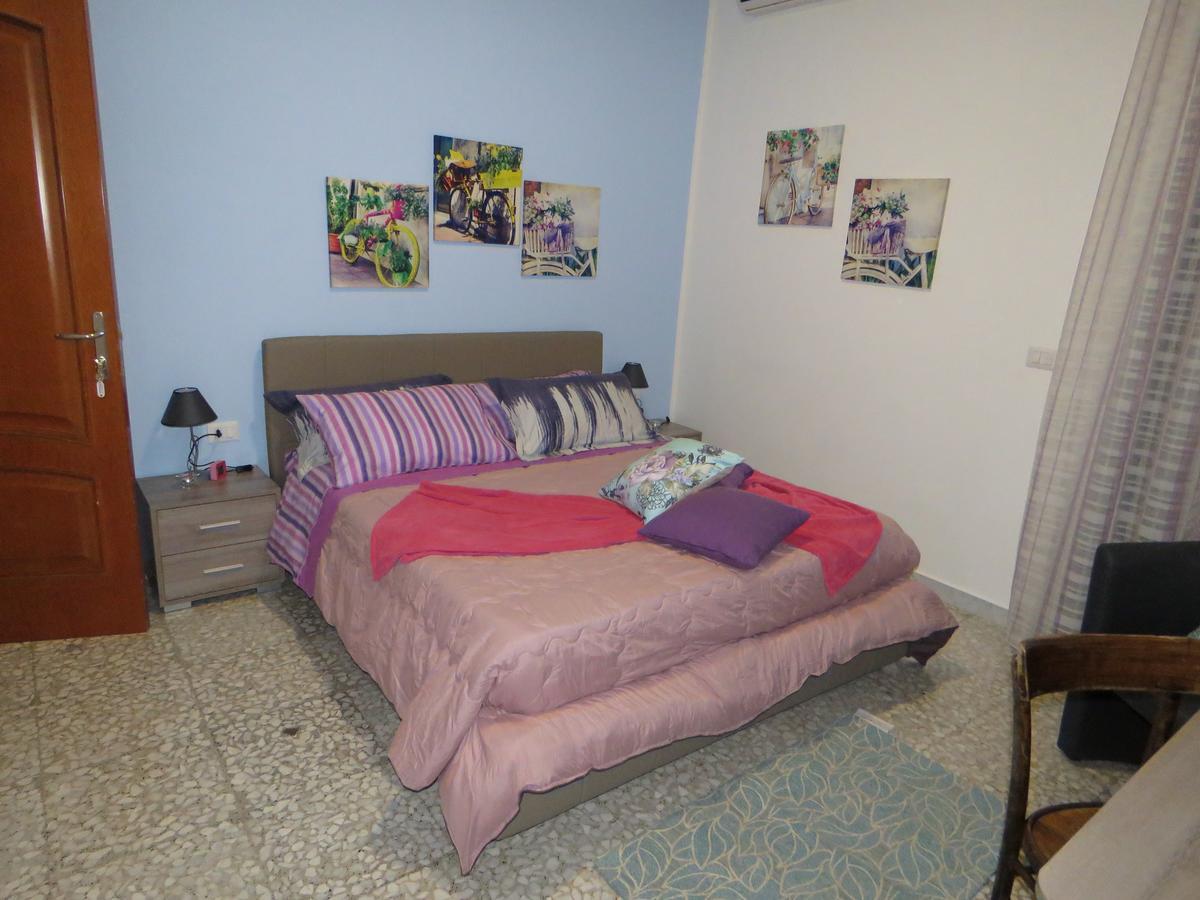 B & B Leti Battipaglia Eksteriør billede