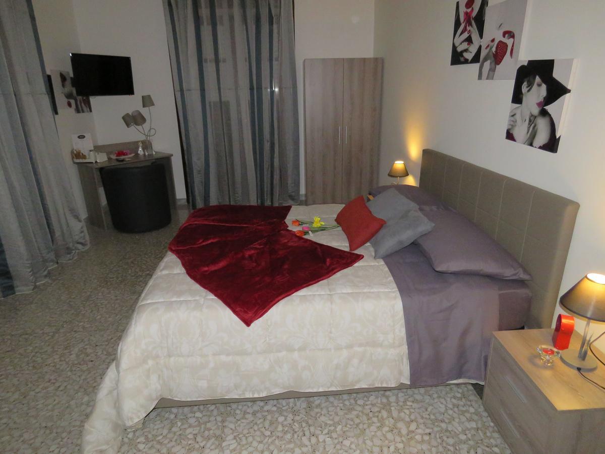 B & B Leti Battipaglia Eksteriør billede